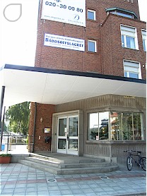 Postens ingång.
